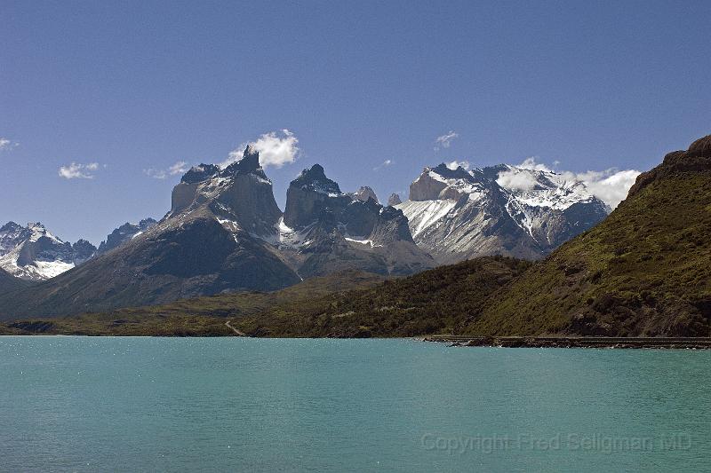 20071213 143919 D2X 4200x2800.jpg - Torres del Paine National Park
